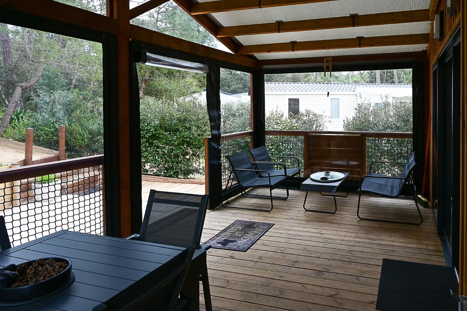 Le Domaine Des Pins 4*
