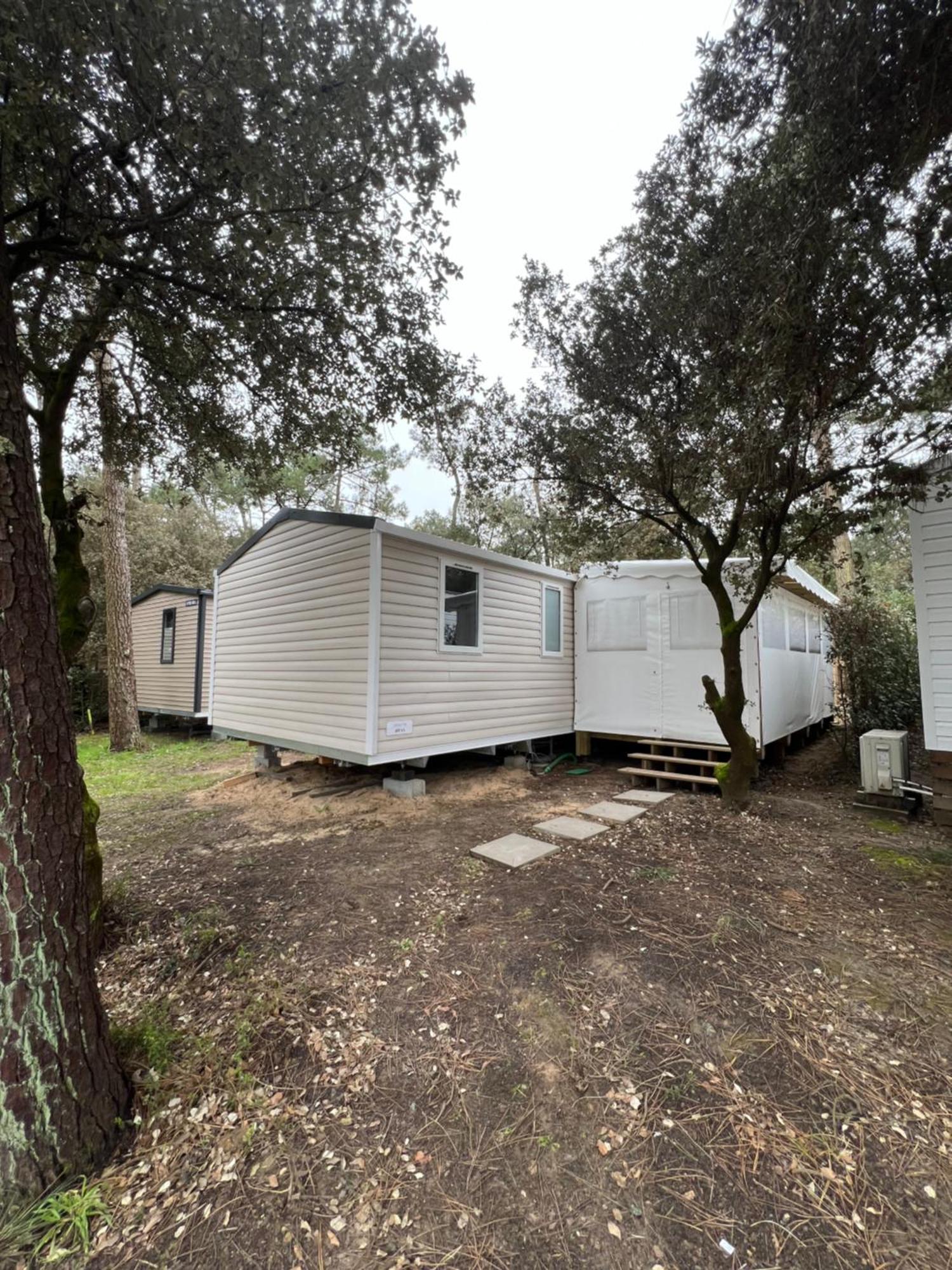Le Domaine Des Pins Campingplatz