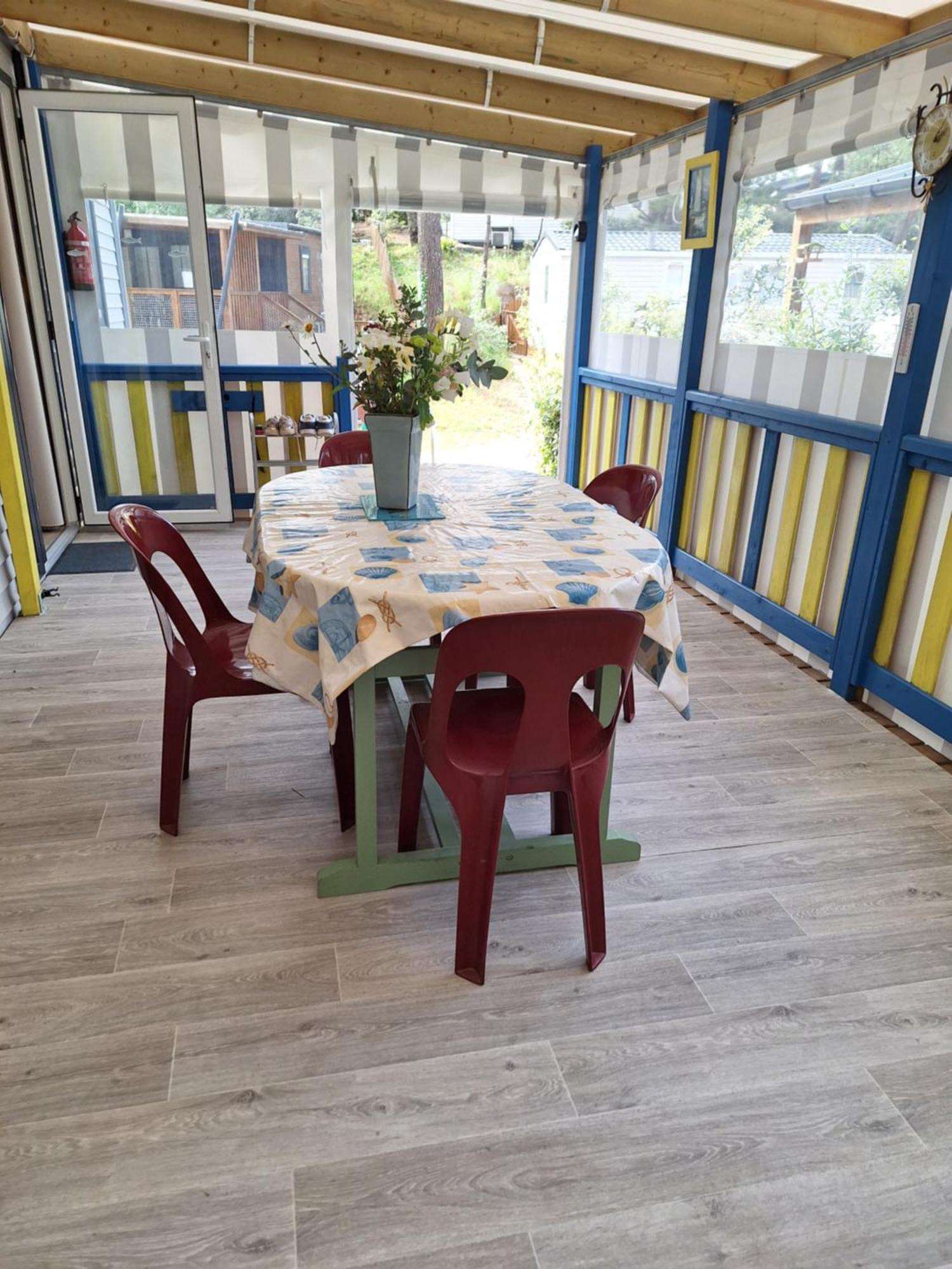 Le Domaine Des Pins Campingplatz