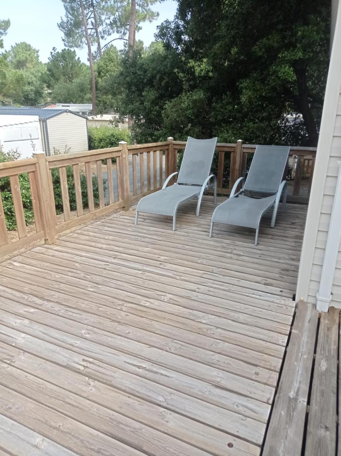 Le Domaine Des Pins Campingplatz 4*