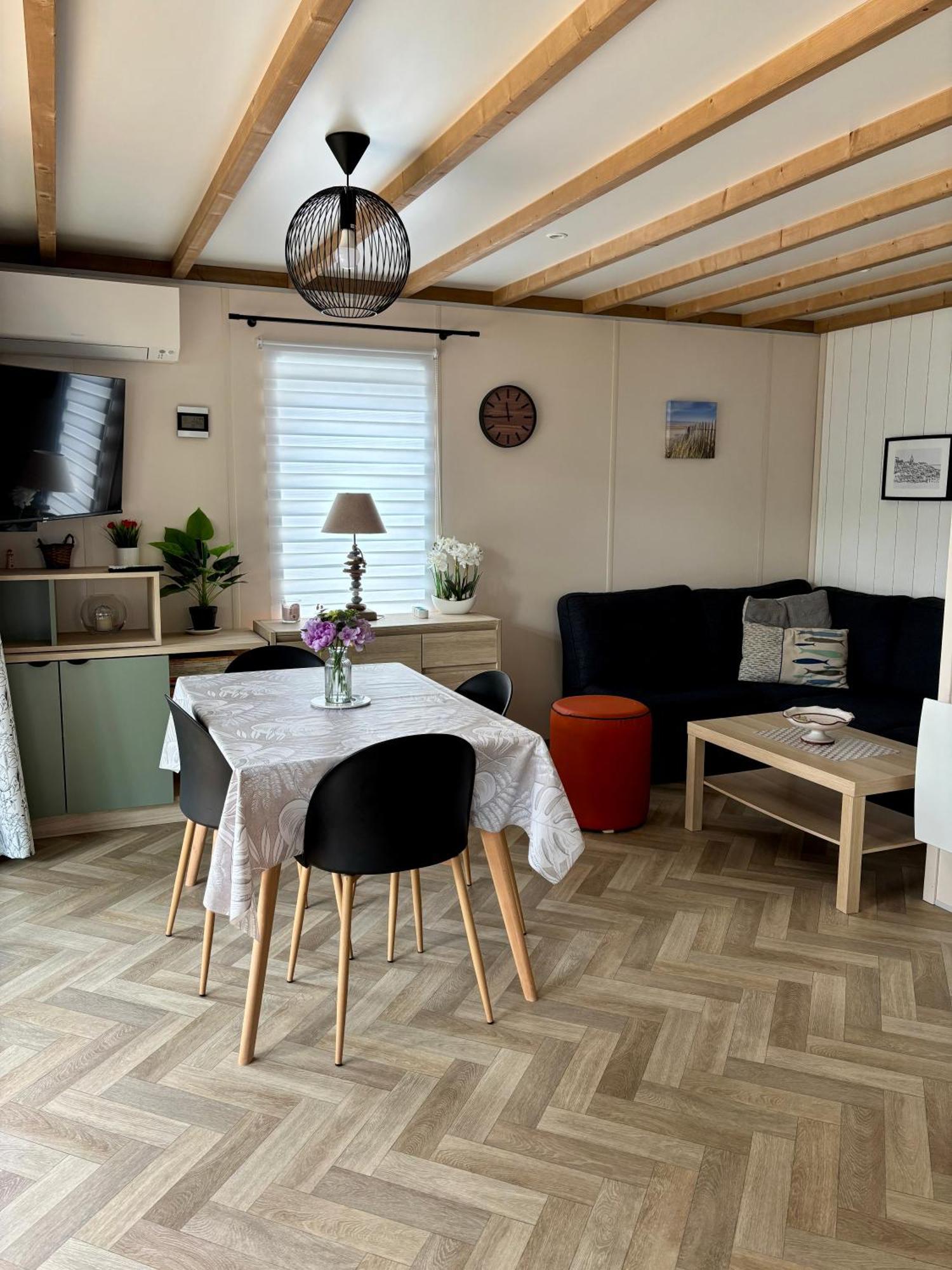Campingplatz Le Domaine Des Pins