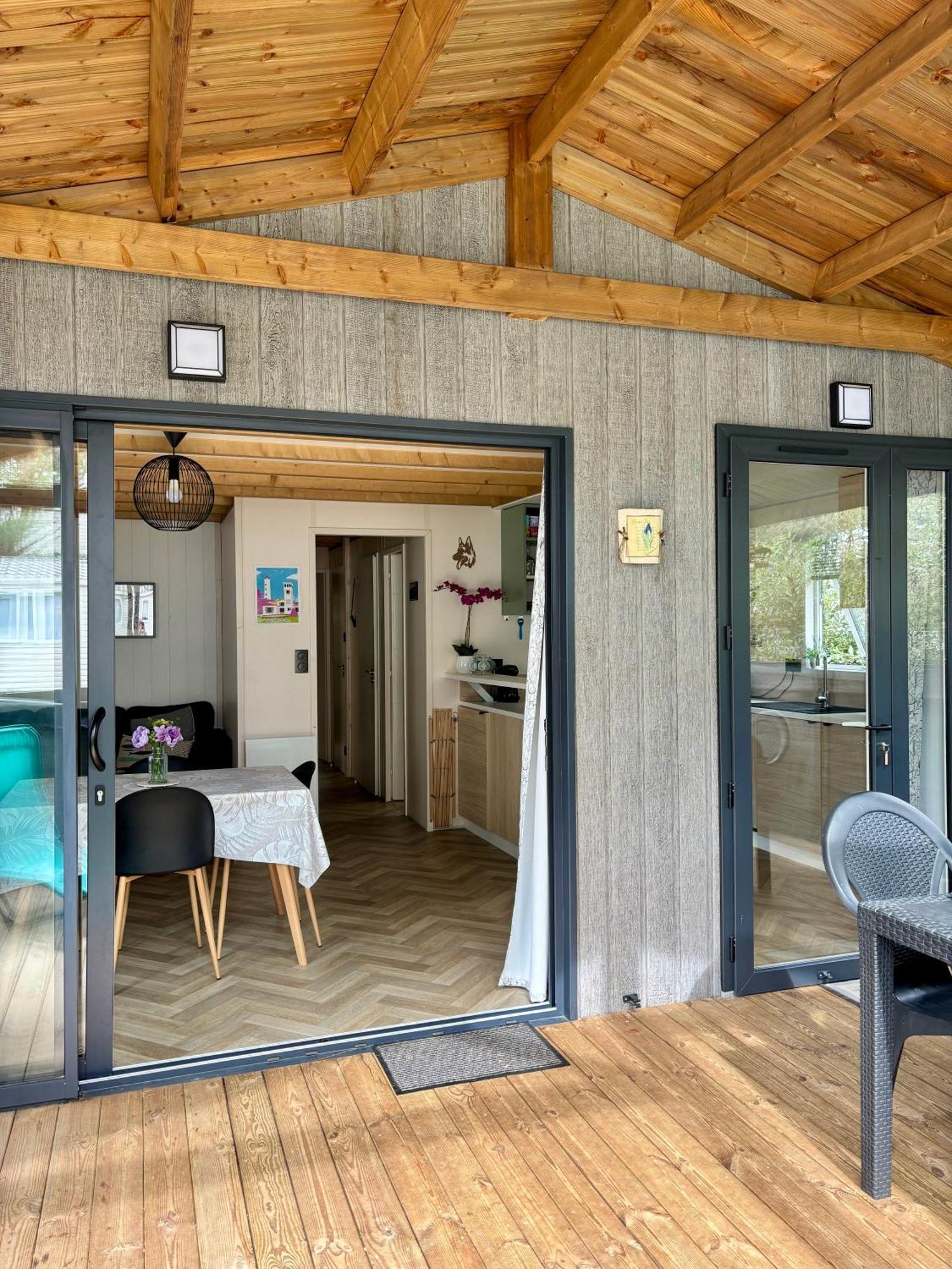 Le Domaine Des Pins